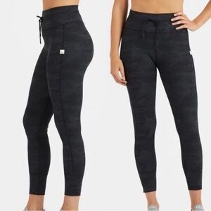 Vuori daily legging - camo